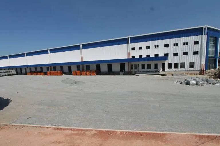 Galpão logístico construído pela MM Obras, vista externa