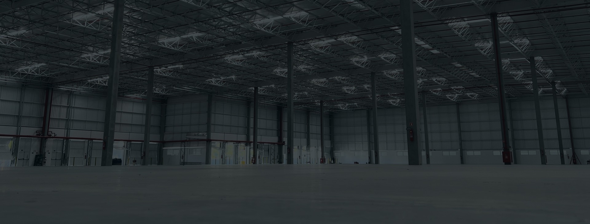 Interior de galpão logístico construído pela MM Obras